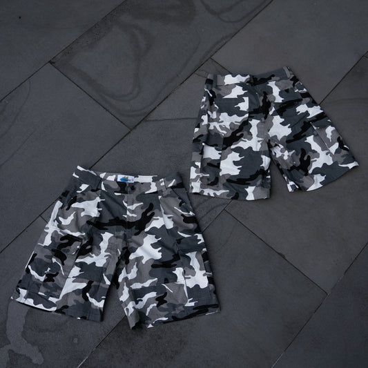 CAMO CARGO SHORTS